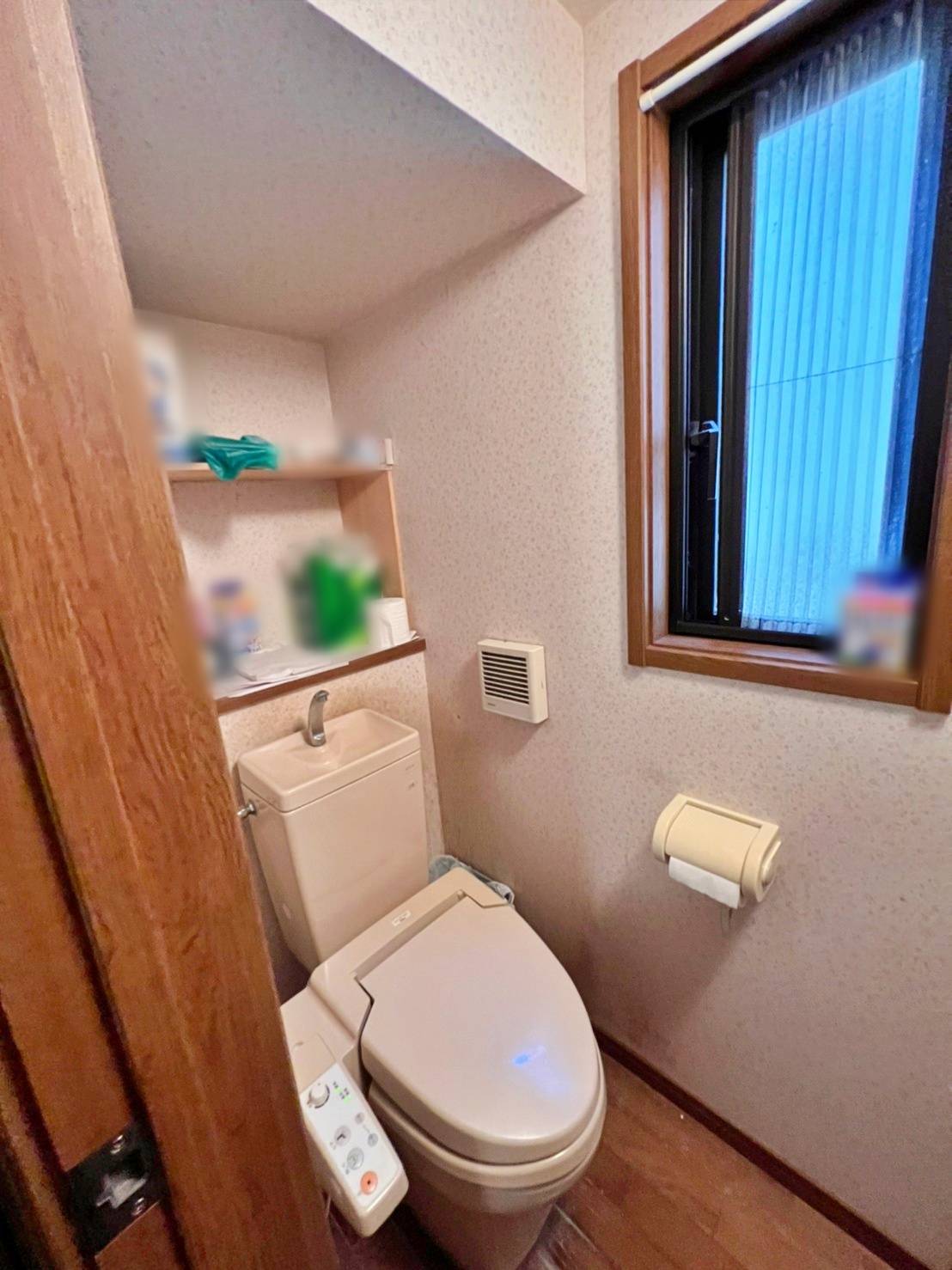 トイレをリフォーム致しました。